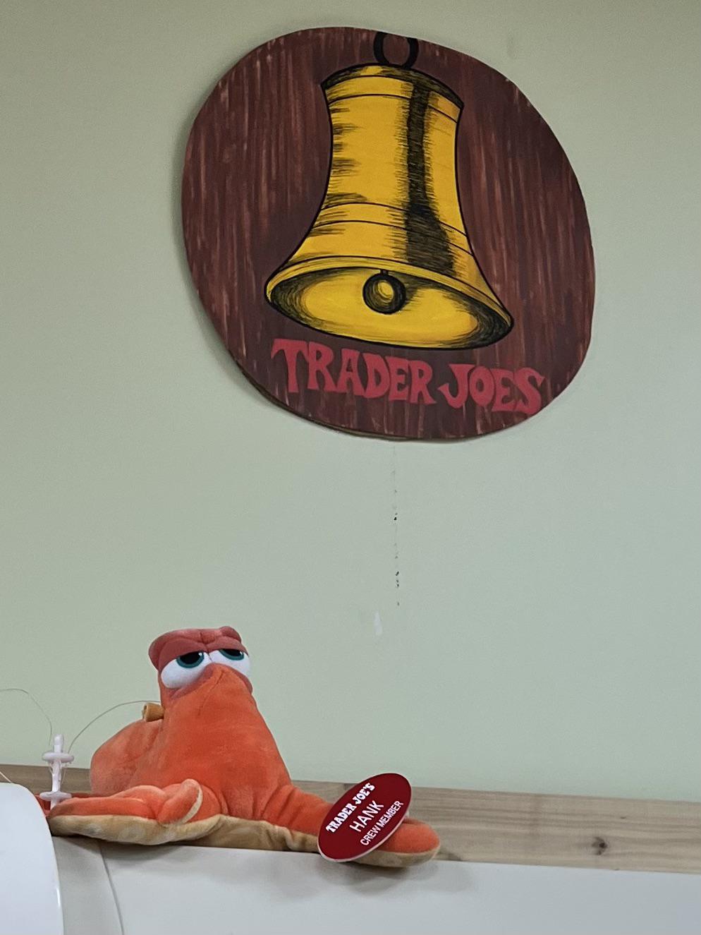 Hank the Octopus at Trader Joe's Pleasanton, CA